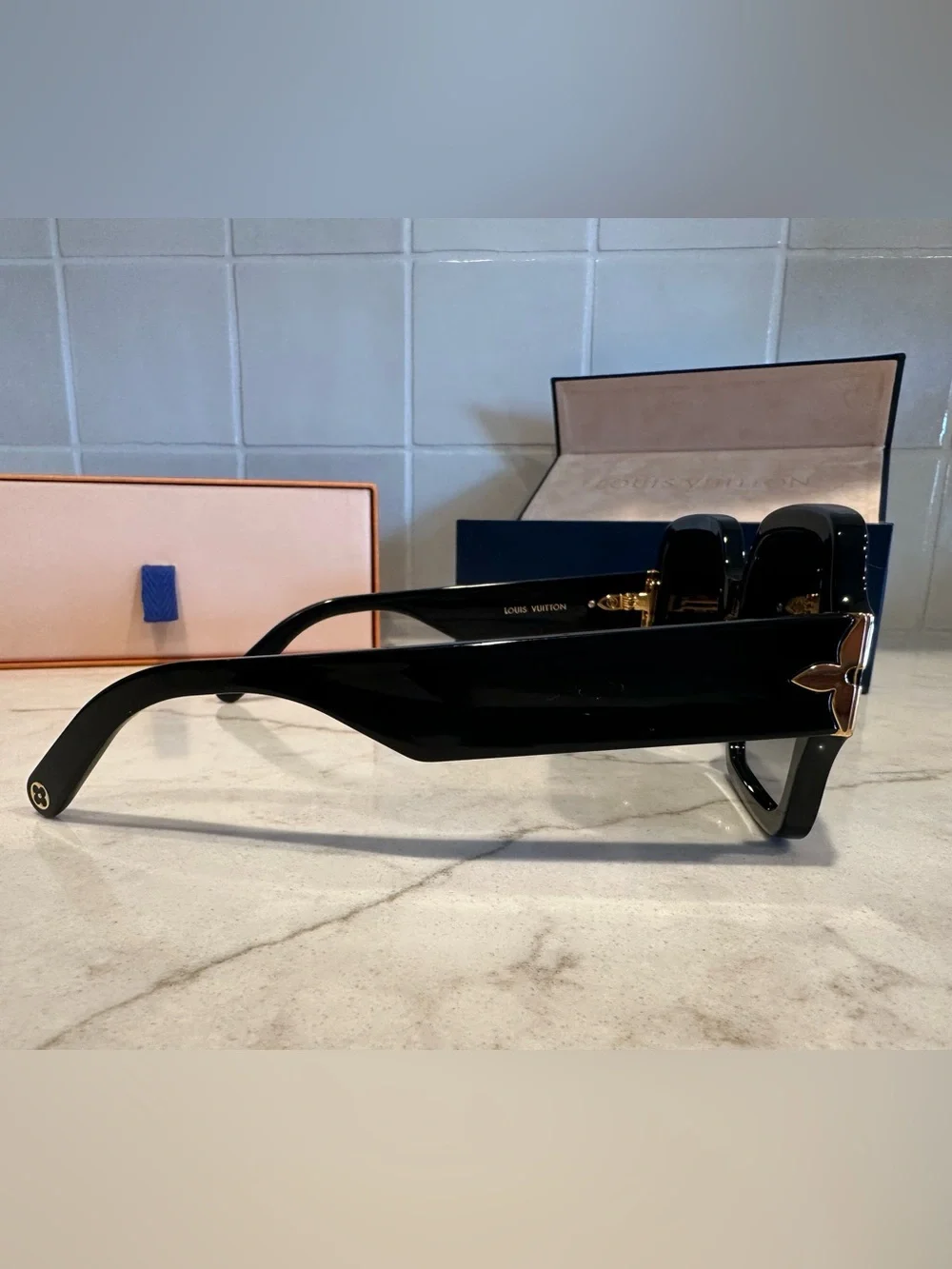Louis Vuitton Z175W Black Women’s Monogram Flower Square Acetate Sunglasses